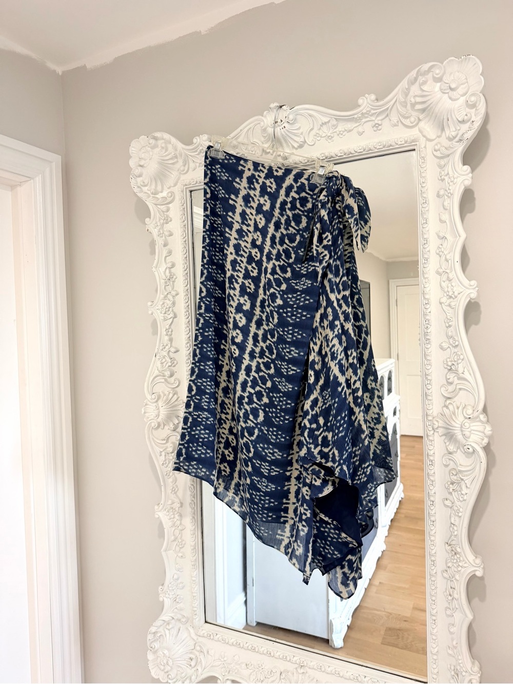 $139 NWT Ralph Lauren Blue and Cream Asymmetrical Print Wrap Skirt